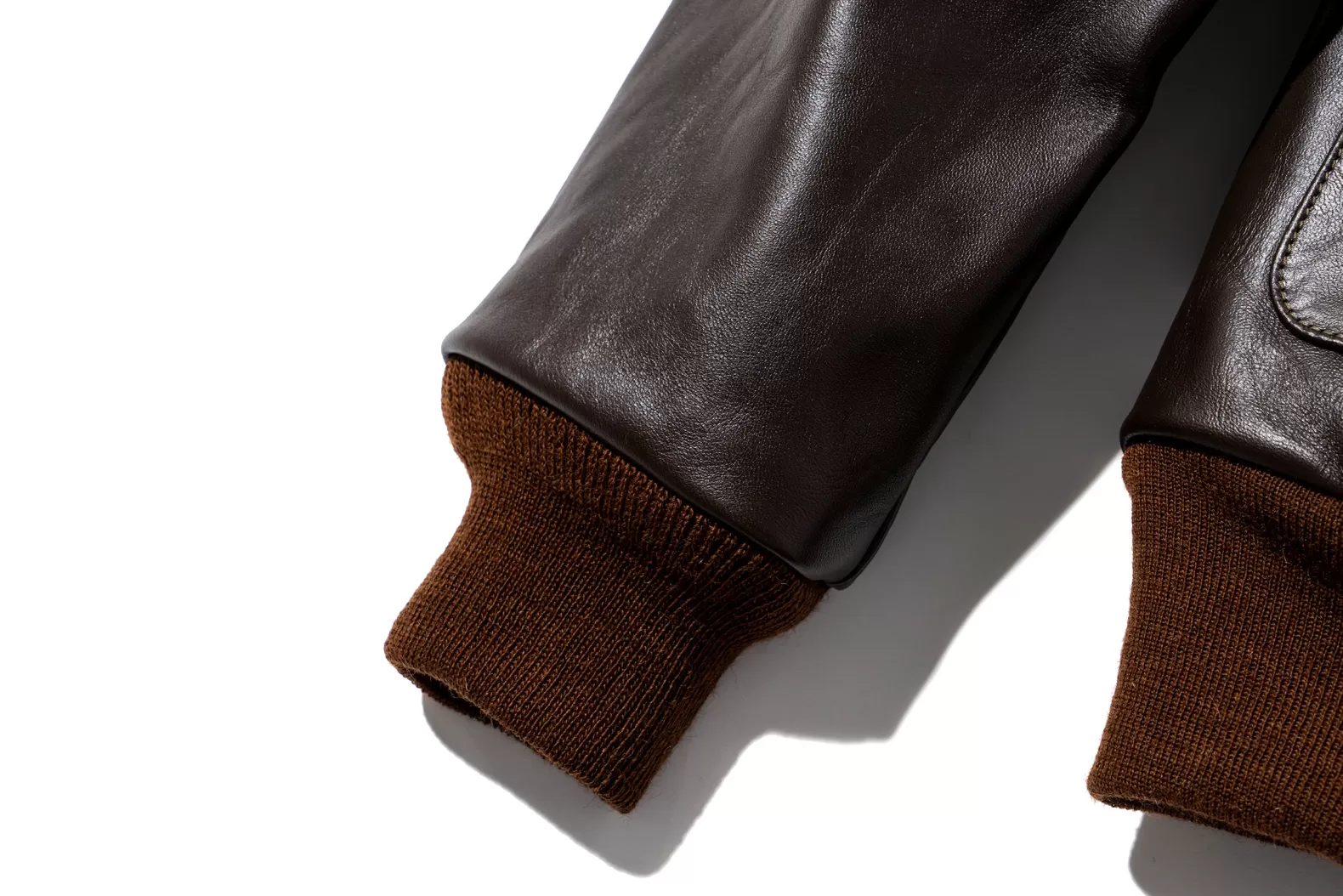 Military | Leather<The Real McCoy's TYPE A-2 ROUGH WEAR CLOTHING CO. SealBrown