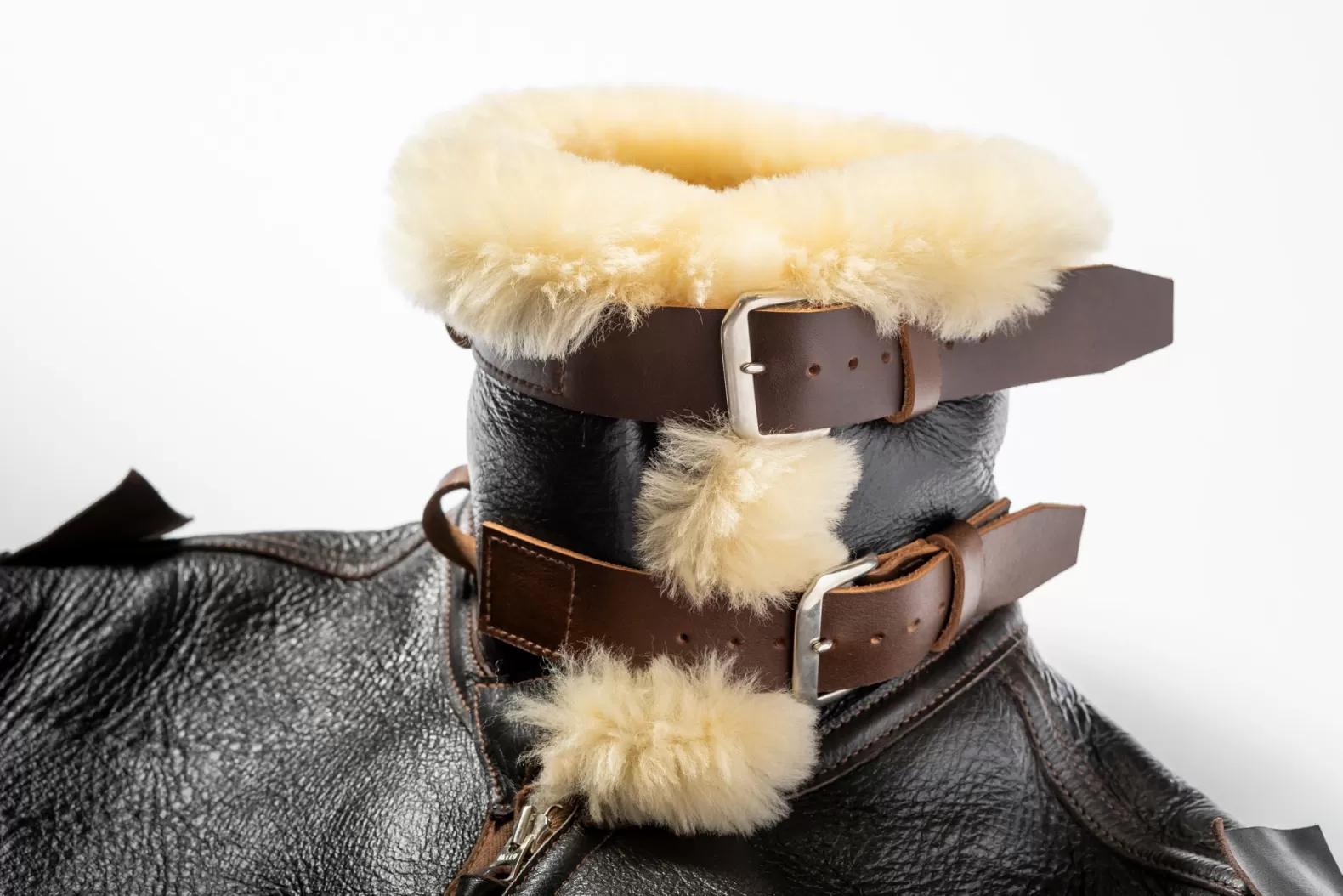 Military | Leather<The Real McCoy's TYPE B-3 REAL McCOY MFG. CO. S.BROWN