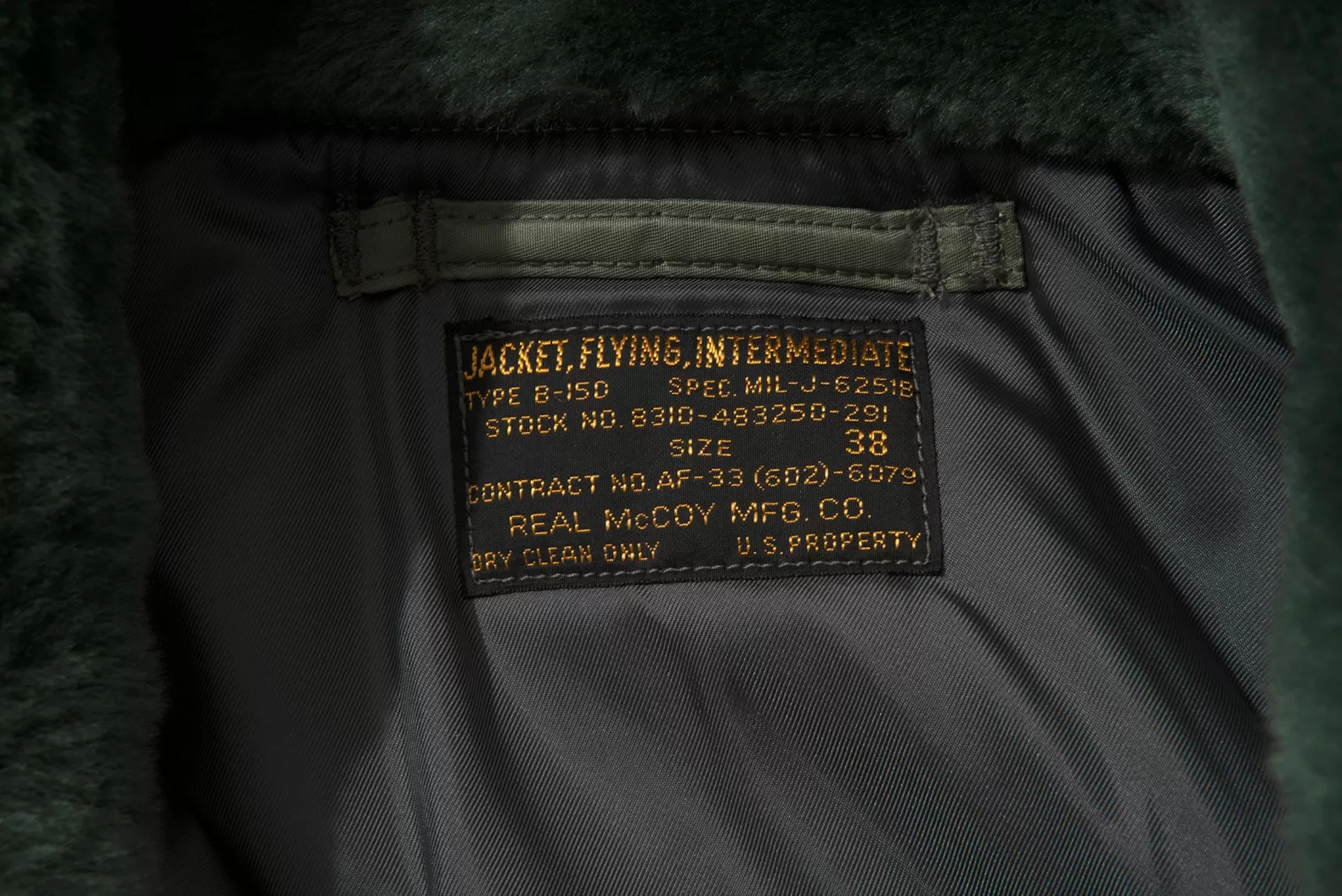 Military<The Real McCoy's TYPE B-15D / FIGHTING - 437th CUSTOM